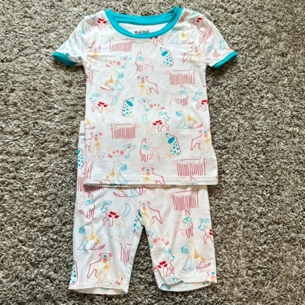 Mick Mack LTD 4T Bamboo Pajama Set Dogs Print Short Sleeve Snug Fit Kids NWT‎
